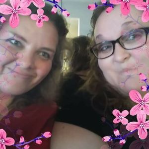 Meet your Posher, Tia